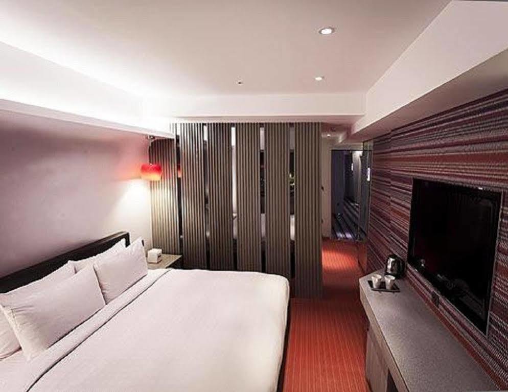 Royal Hotel Group- Central Park Branch Kaohsiung Exterior foto